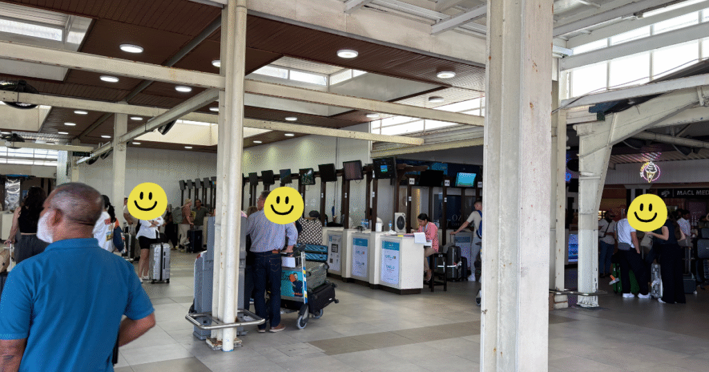 空港カウンター