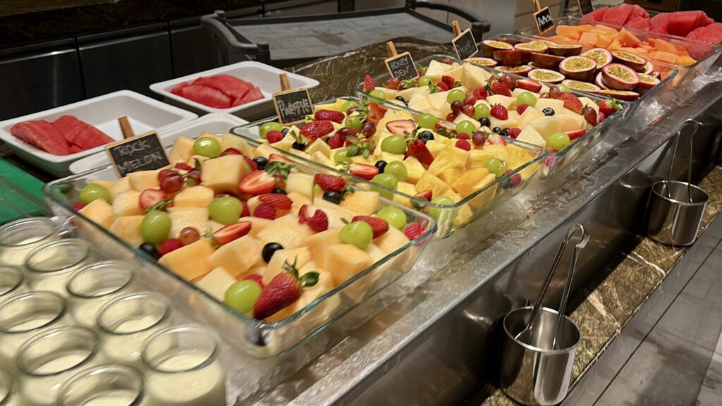 カットフルーツ