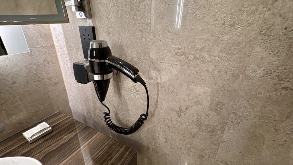 部屋ドライヤー