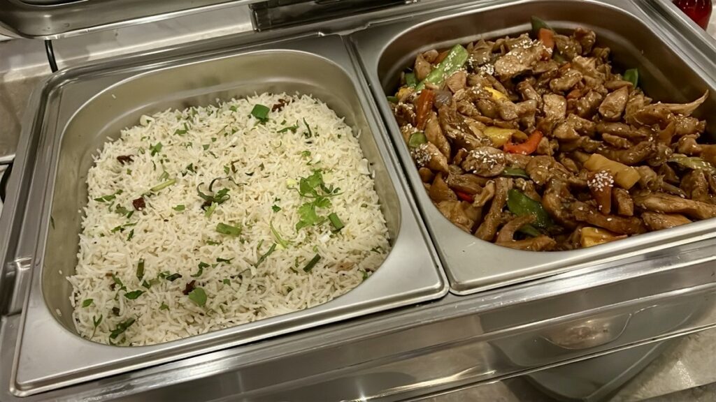 メインディッシュ